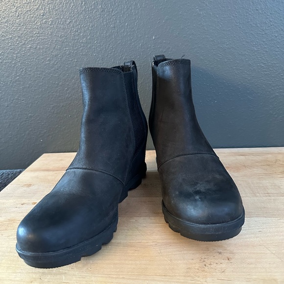 Sorel Joan of Arctic II Waterproof Wedge Bootie - Picture 2 of 4